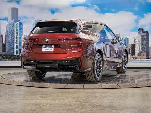 2026 BMW iX xDrive45