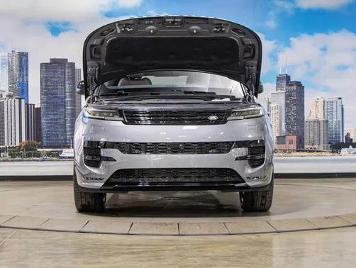 2025 Land Rover Range Rover Sport SE