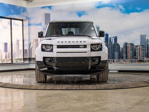 2026 Land Rover Defender X-Dynamic SE