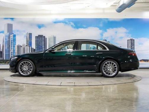 Emerald Green Metallic 2026 Mercedes-Benz S-Class S 580 4MATIC