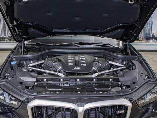 Carbon Black Metallic 2026 BMW X5 M60i