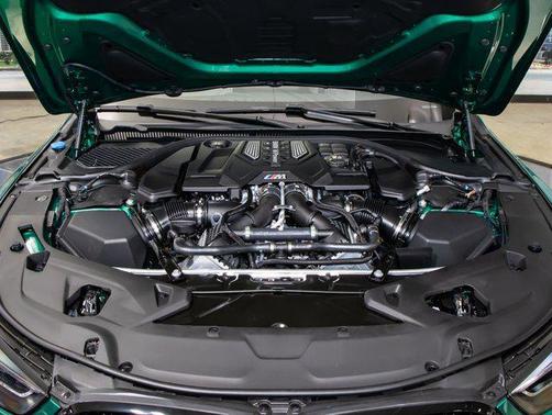 2025 BMW M8 Competition