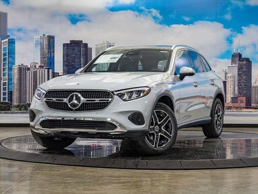 MANUFAKTUR Alpine Grey 2026 Mercedes-Benz GLC 300 4MATIC