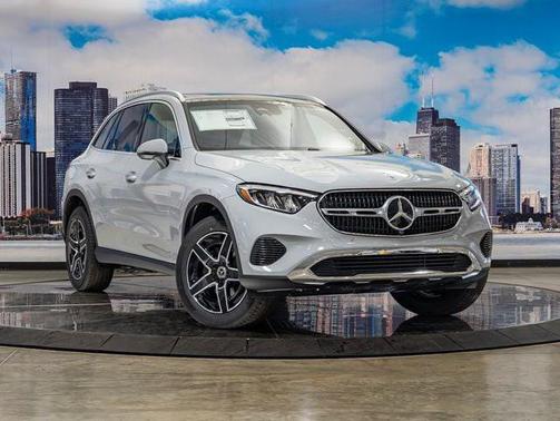 MANUFAKTUR Alpine Grey 2026 Mercedes-Benz GLC 300 4MATIC