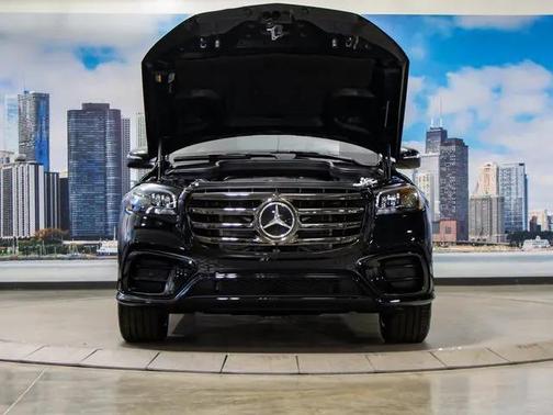 2025 Mercedes-Benz GLS 450 4MATIC