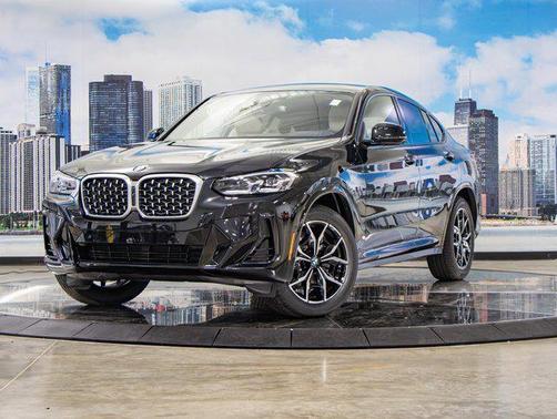 2025 BMW X4 xDrive30i