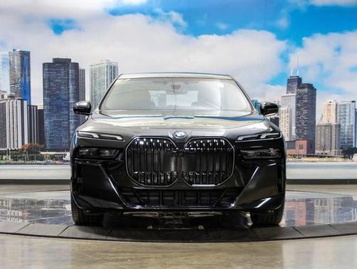 Black Sapphire Metallic 2026 BMW 760 xDrive
