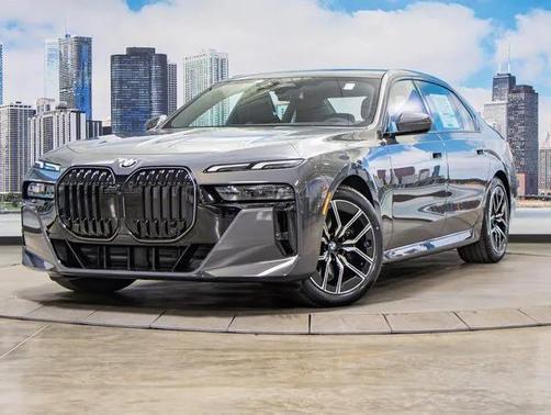 2025 BMW 740 xDrive