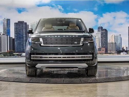 2026 Land Rover Range Rover SE LWB 7-Seats / V8