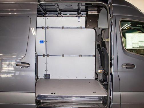 2025 Mercedes-Benz Sprinter 2500 Cargo 144 WB