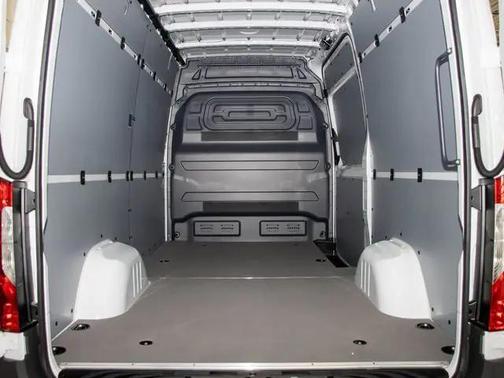 2025 Mercedes-Benz Sprinter 2500 Cargo 144 WB
