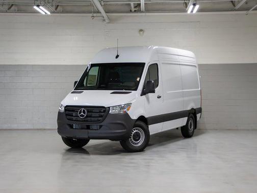 2025 Mercedes-Benz Sprinter 2500 Standard Roof