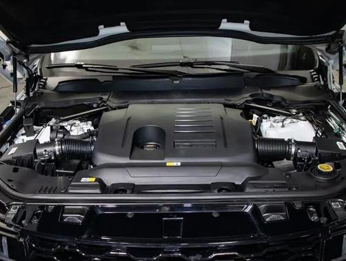 2021 Land Rover Range Rover Sport HSE Silver Edition