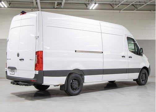 2025 Mercedes-Benz Sprinter 2500 Cargo 170 WB