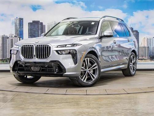 2025 BMW X7 xDrive40i