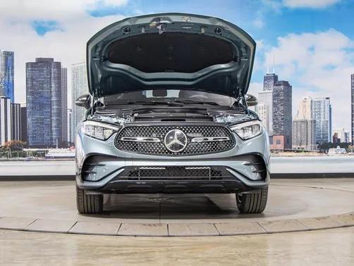 2026 Mercedes-Benz GLC 300 4MATIC