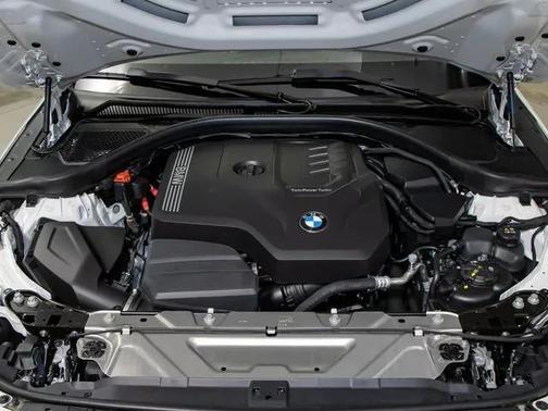 2024 BMW 230 i xDrive