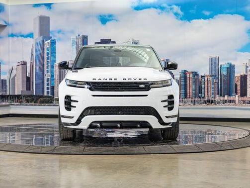 Fuji White 2026 Land Rover Range Rover Evoque Dynamic SE