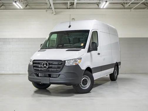 2025 Mercedes-Benz Sprinter 2500 Cargo 144 WB