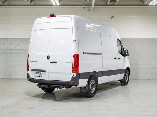 2025 Mercedes-Benz Sprinter 2500 Cargo 144 WB