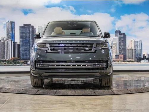2026 Land Rover Range Rover SE