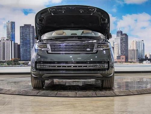 2026 Land Rover Range Rover SE