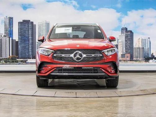 2026 Mercedes-Benz GLC 300 4MATIC