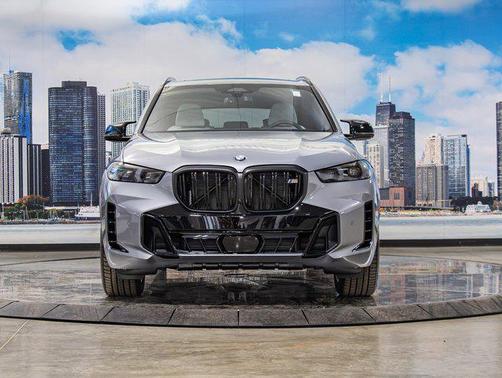 2026 BMW X5 M60i
