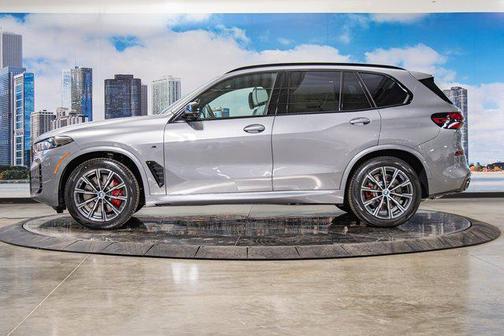 2026 BMW X5 M60i