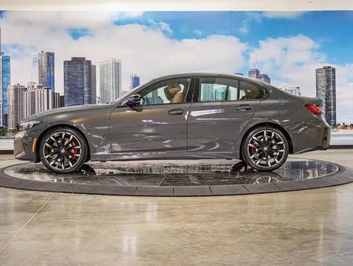 2026 BMW 330 i xDrive