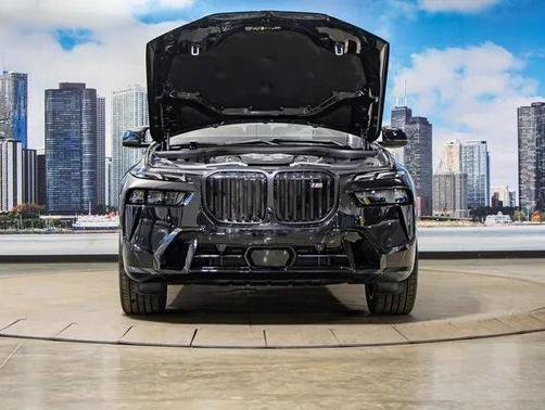 2026 BMW X7 M60i