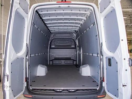 2025 Mercedes-Benz Sprinter 3500 High Roof