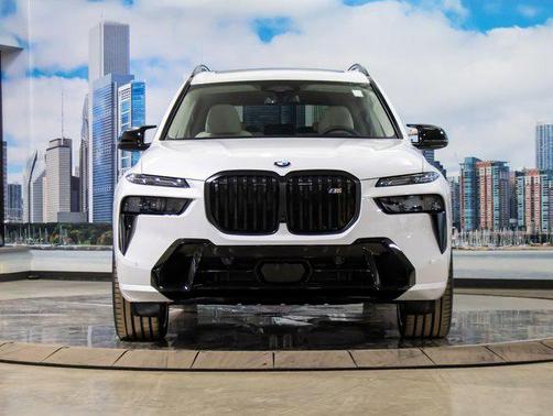 2026 BMW X7 M60i