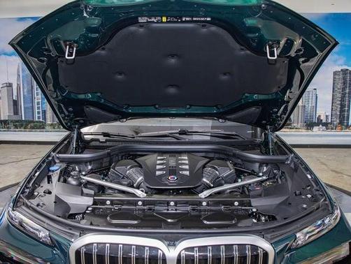British Racing Green 2026 BMW ALPINA XB7