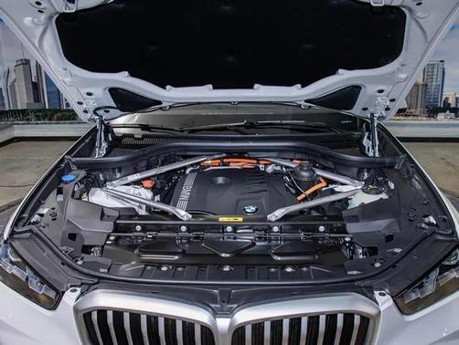 2026 BMW X5 PHEV xDrive50e