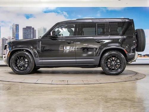 2025 Land Rover Defender S