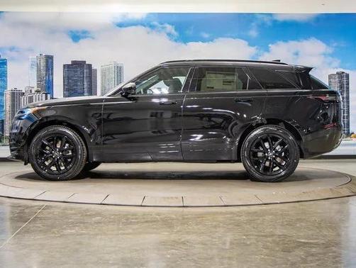 2026 Land Rover Range Rover Velar P250 SE R-Dynamic