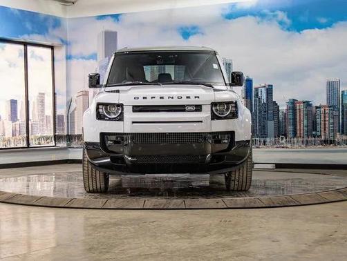 2026 Land Rover Defender X-Dynamic SE