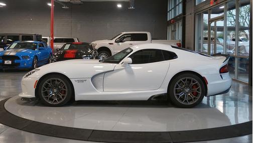 Used 17 Dodge Viper For Sale In Los Angeles Ca Cars Com