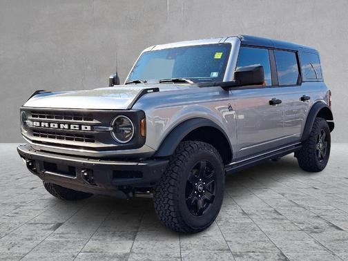 Iconic Silver 2024 Ford Bronco Black Diamond