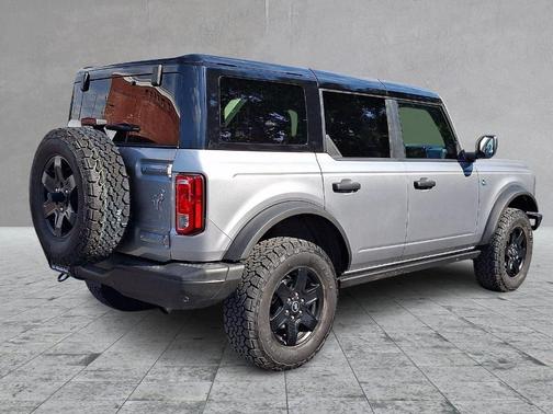 Iconic Silver 2024 Ford Bronco Black Diamond