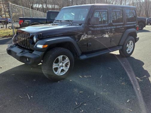 2022 Jeep Wrangler Unlimited Sport