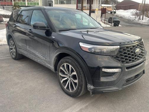 2022 Ford Explorer ST-Line