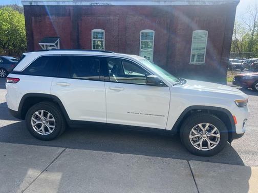 2022 Jeep Grand Cherokee Limited
