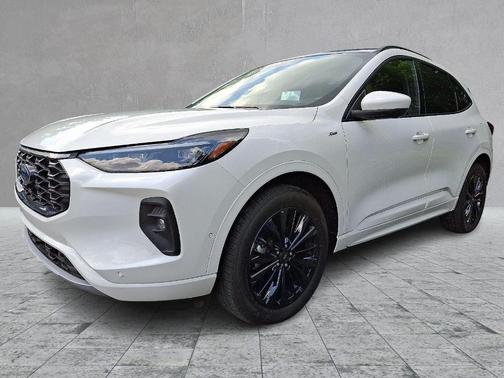 2024 Ford Escape ST-Line Elite