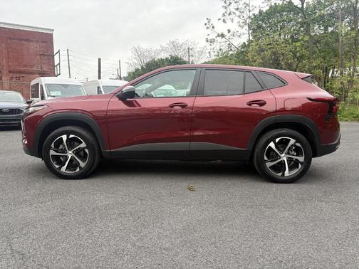 Crimson Metallic 2024 Chevrolet Trax 1RS