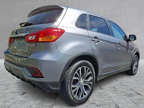 2018 Mitsubishi Outlander Sport SE