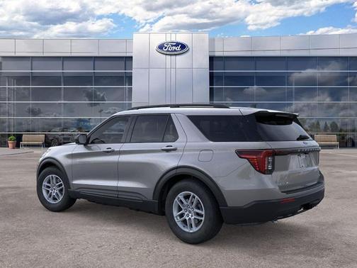 Carbonized Gray Metallic 2026 Ford Explorer Active