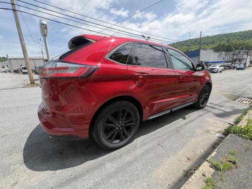 Rapid Red Metallic Tinted Clearcoat 2020 Ford Edge ST Line