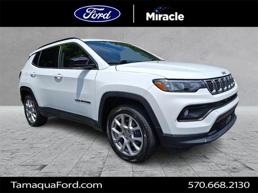 2023 Jeep Compass Latitude Lux